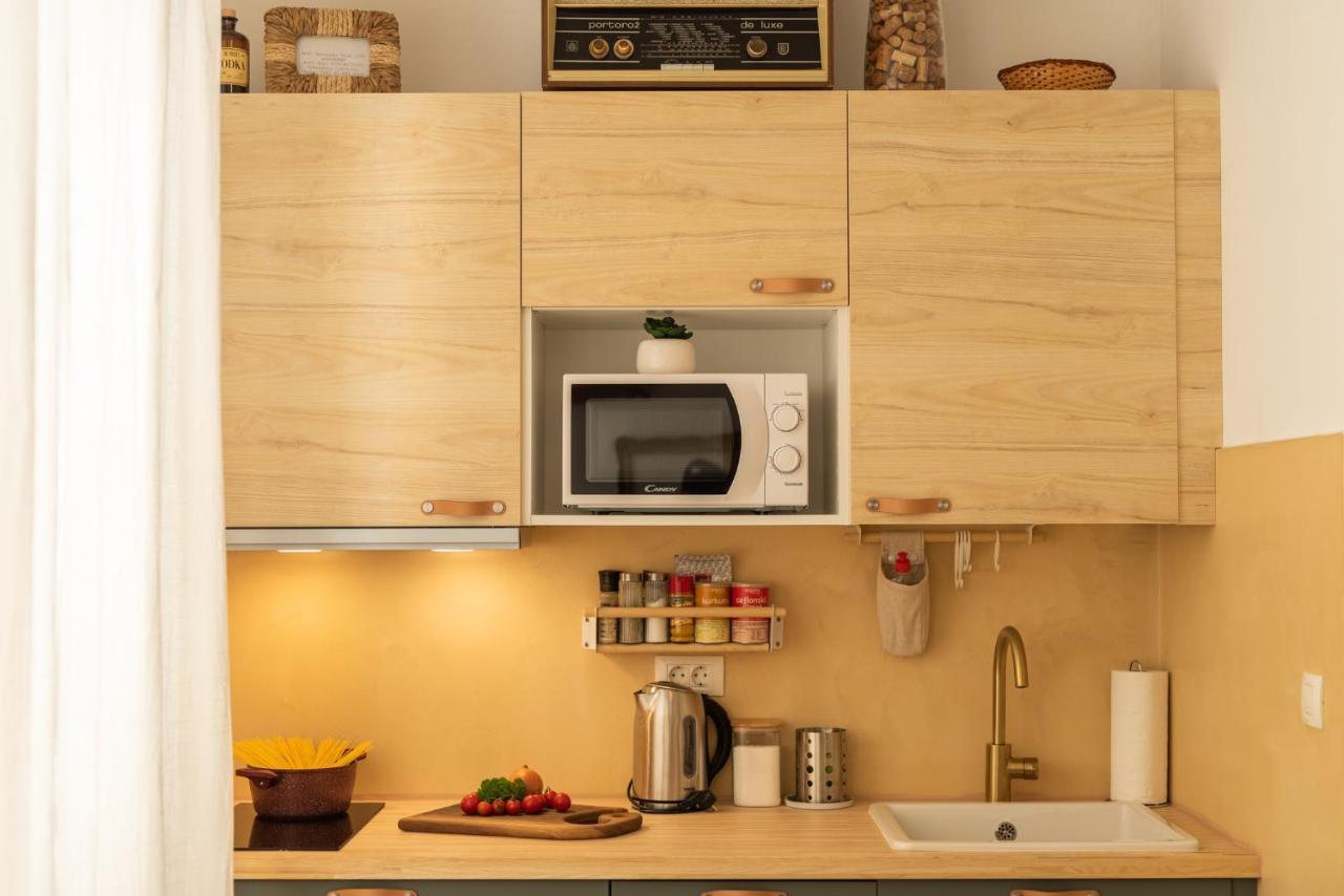 Pula City Apartment With Private Parking Free Eksteriør bilde